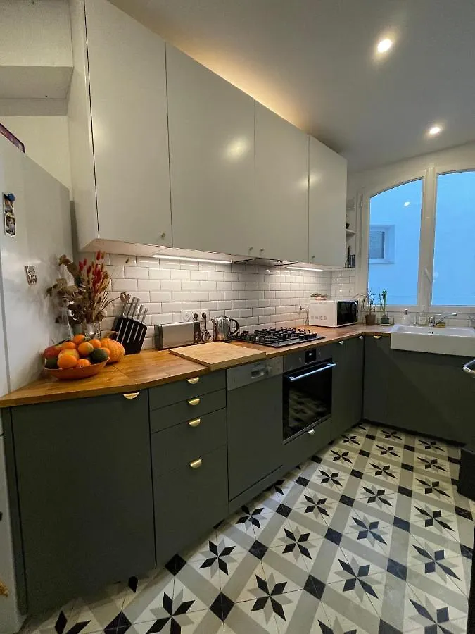 Apartment Design Family Appartment In Paris France